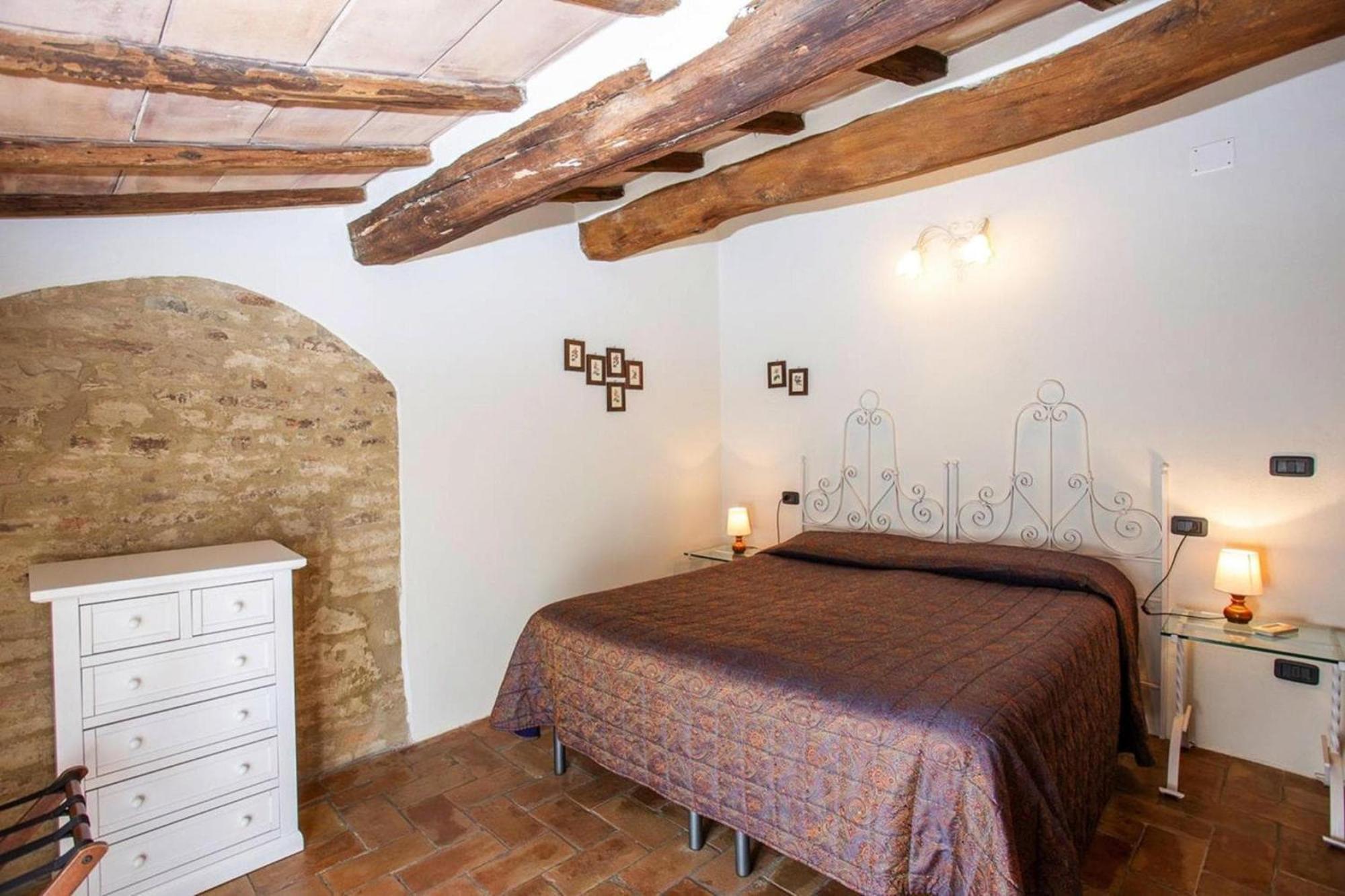Fattoria Bio Pieve A Salti Montalcino Apartment Exterior photo